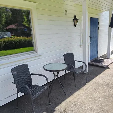 Cozy Pet-friendly With Parking