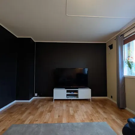 Cozy Pet-friendly With Parking Apartment *